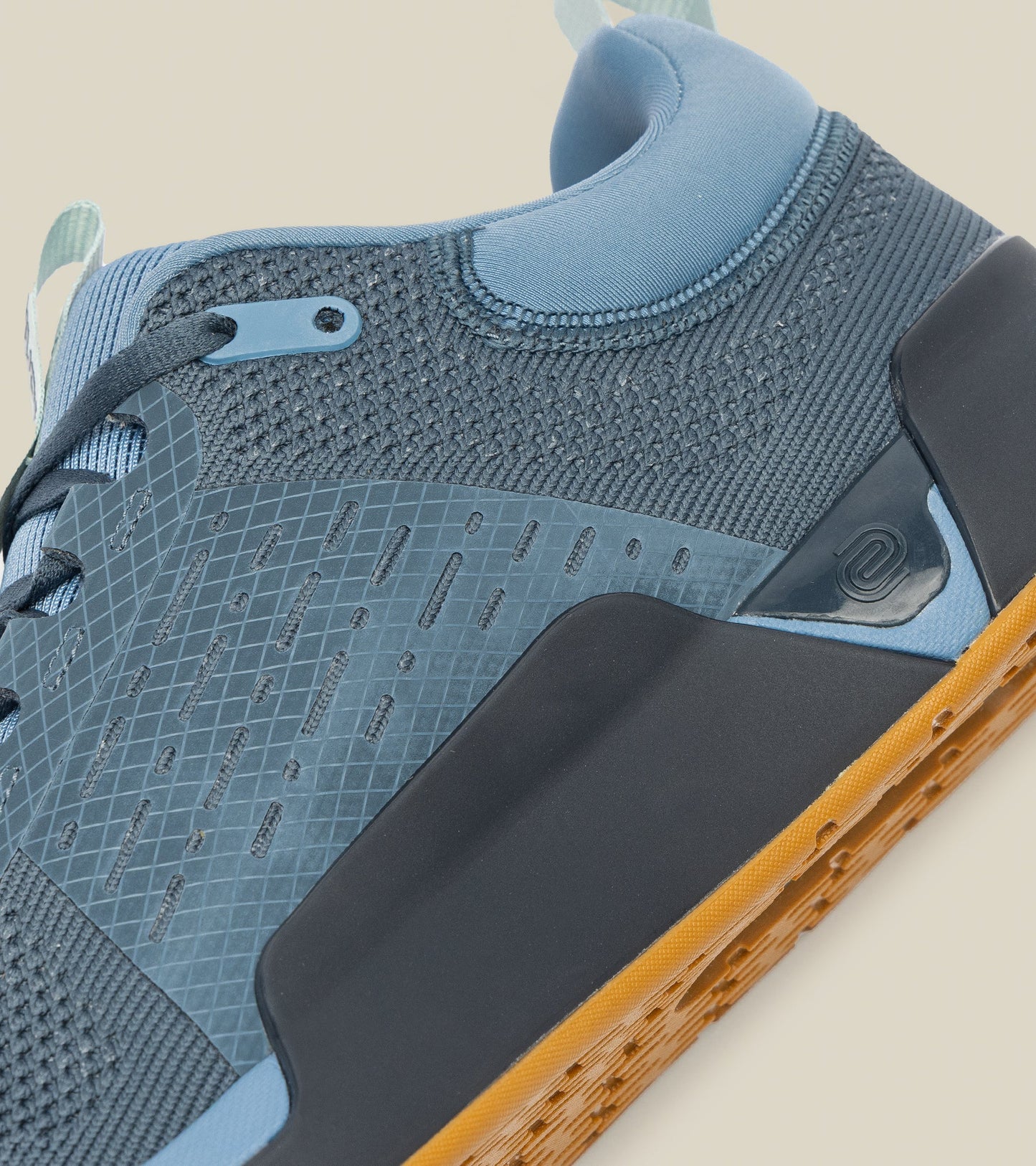 While On Earth Move Trainer