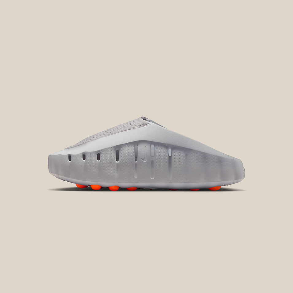 Nike Womens Mind 001