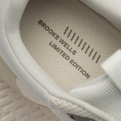 While On Earth Move Trainer