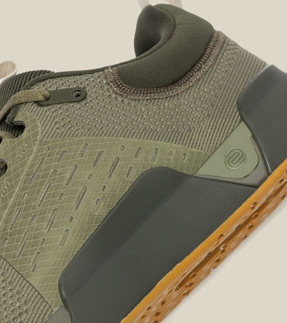 While On Earth Move Trainer