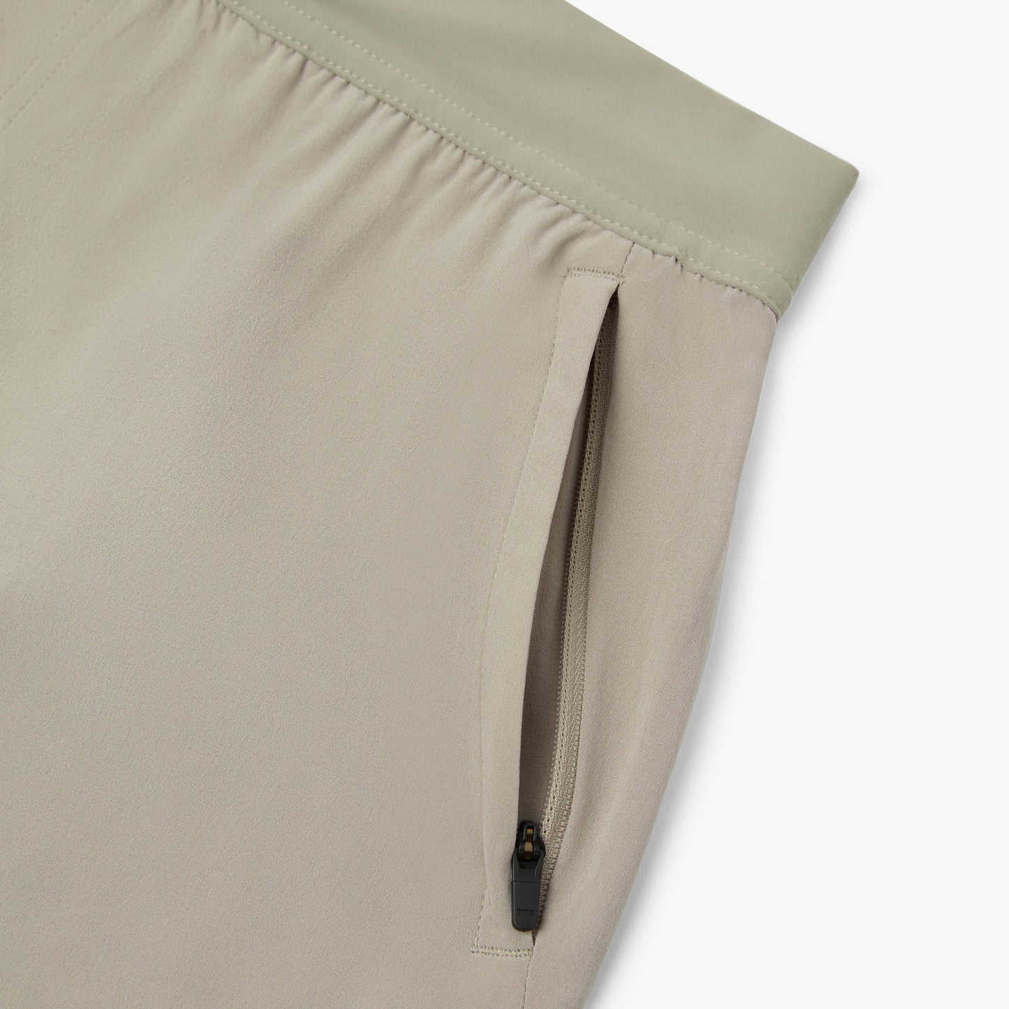 Mens Move Short 7"