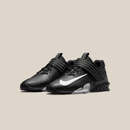 Nike Savaleos