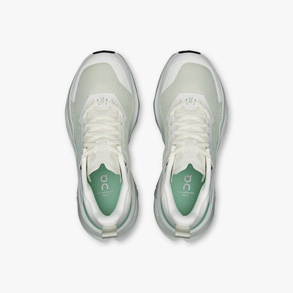 ON Women's Cloudpulse Next