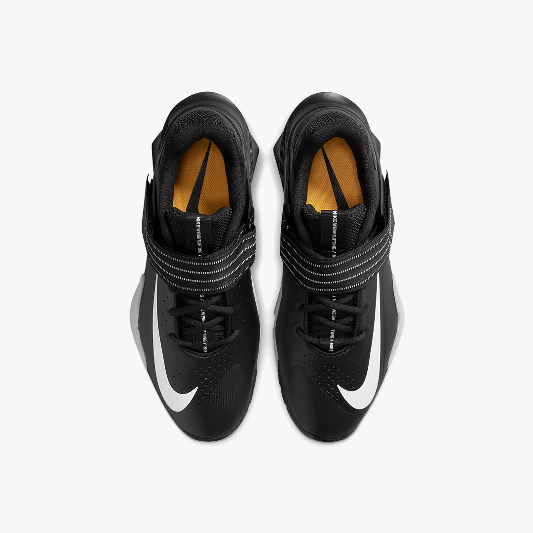 Nike Savaleos