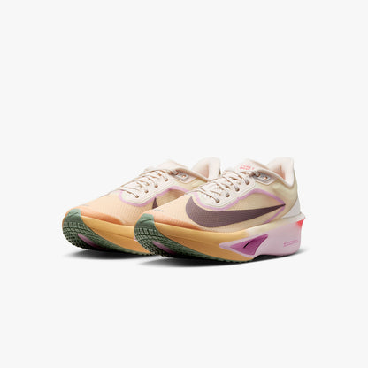 Nike Women's Zoom Fly 6