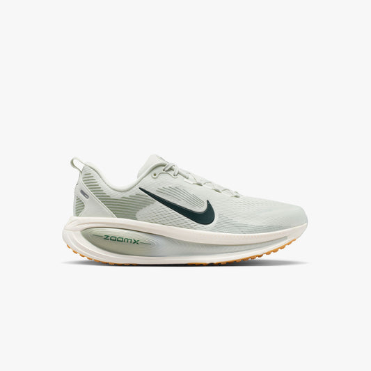 Nike Men's Vomero 18