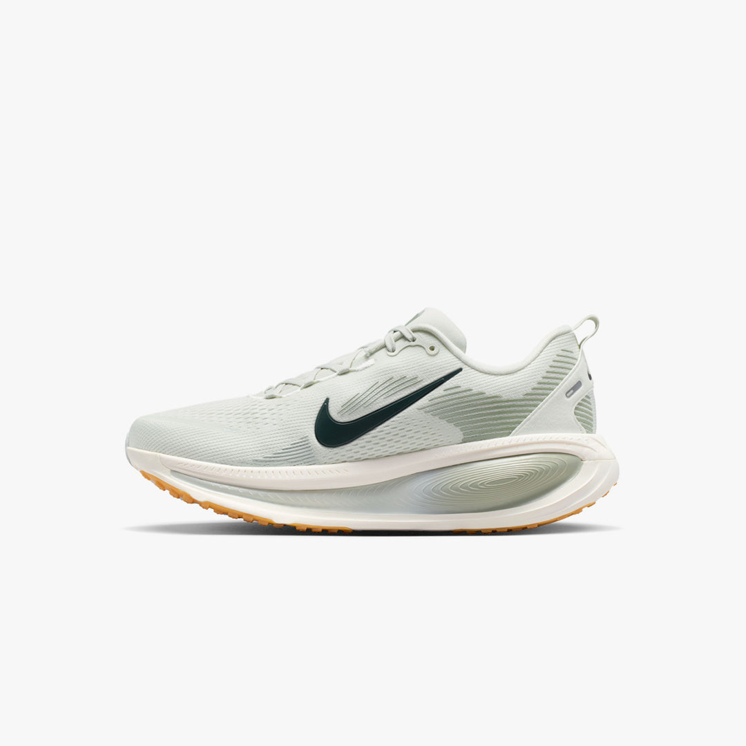 Nike Men's Vomero 18