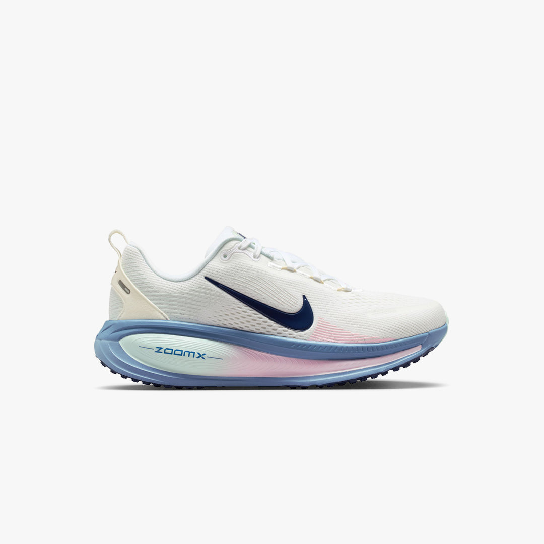 Nike Women's Vomero 18