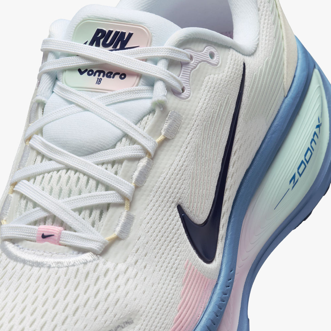 Nike Women's Vomero 18
