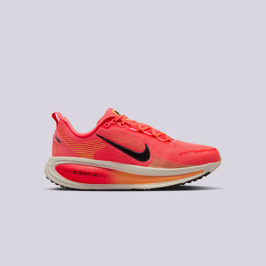 Nike Womens Vomero 18