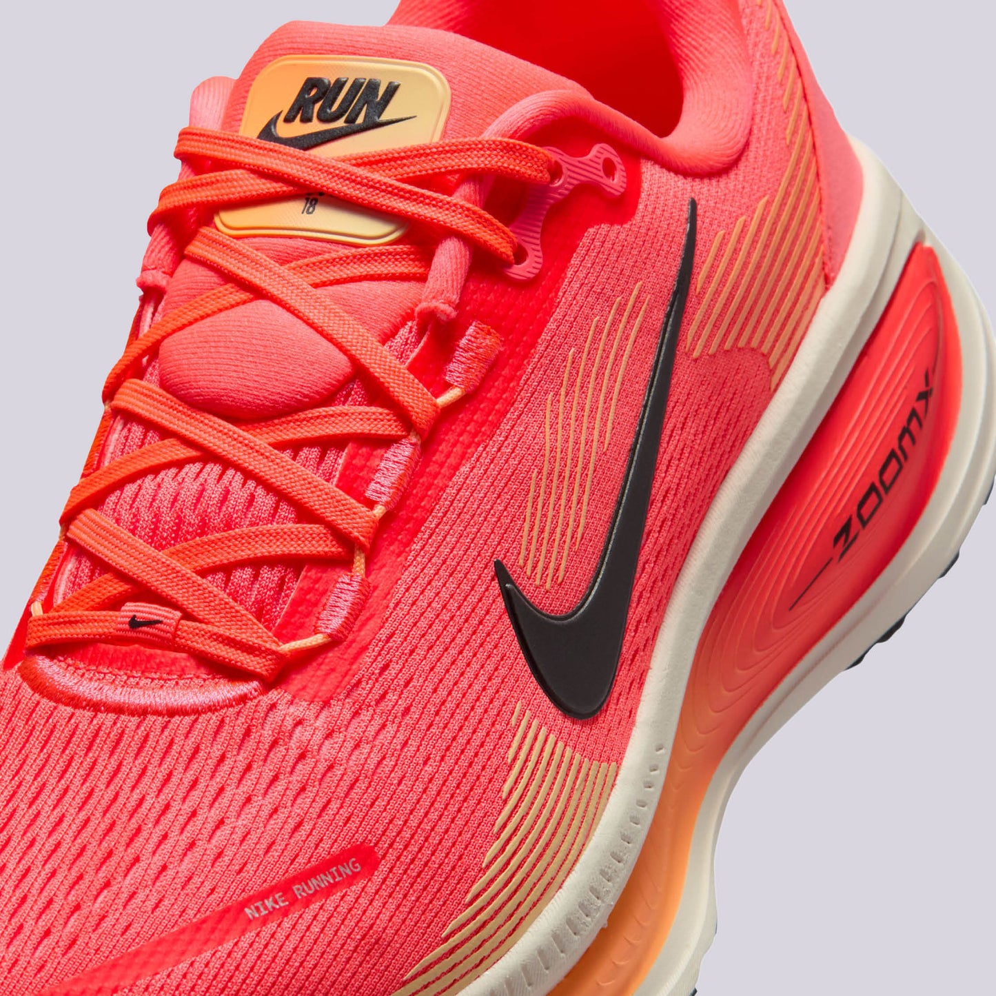 Nike Womens Vomero 18