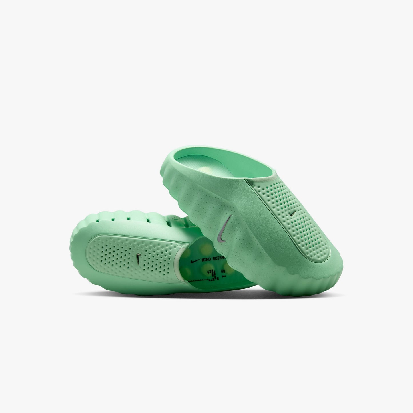Nike Mind 001