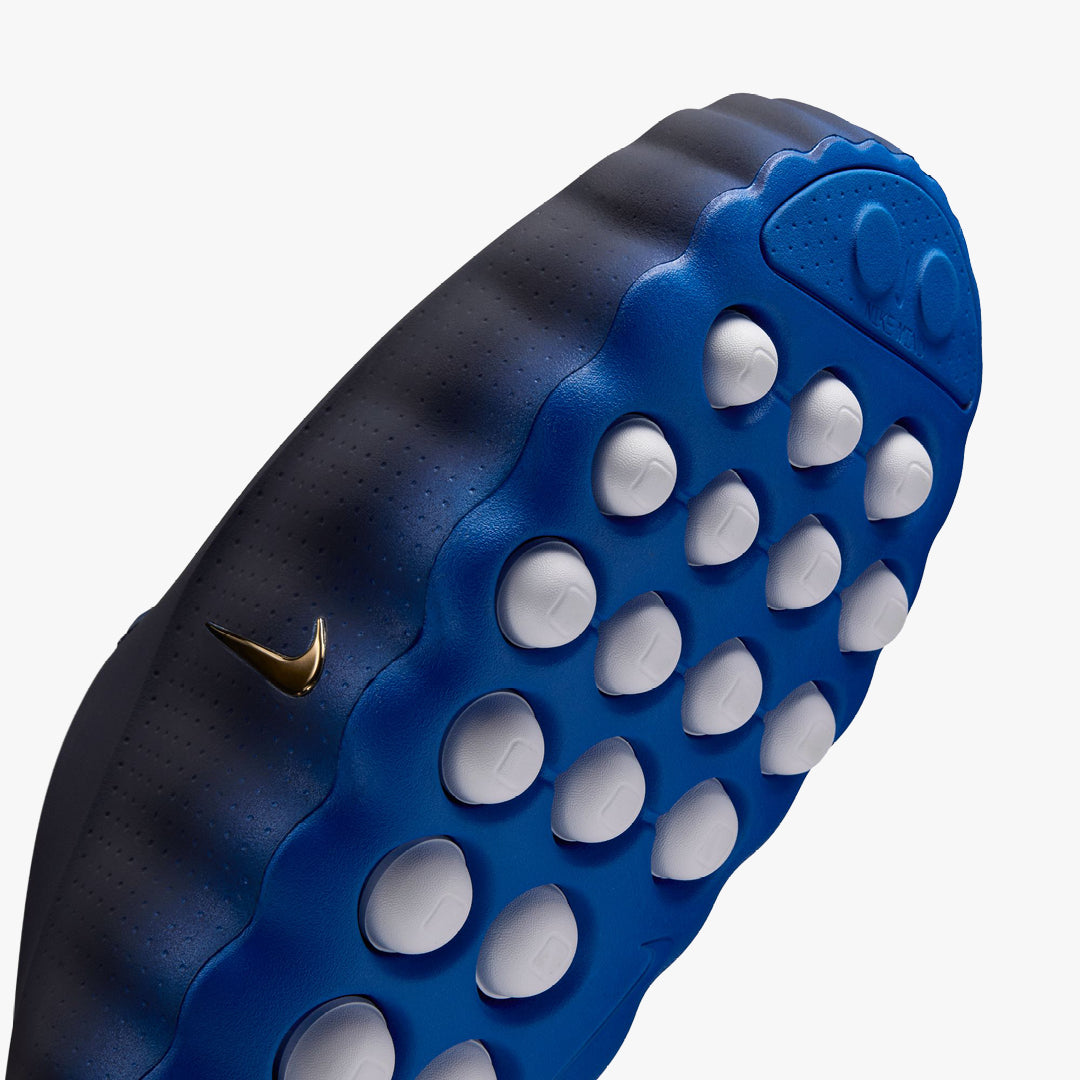 Nike Men's Mind 001