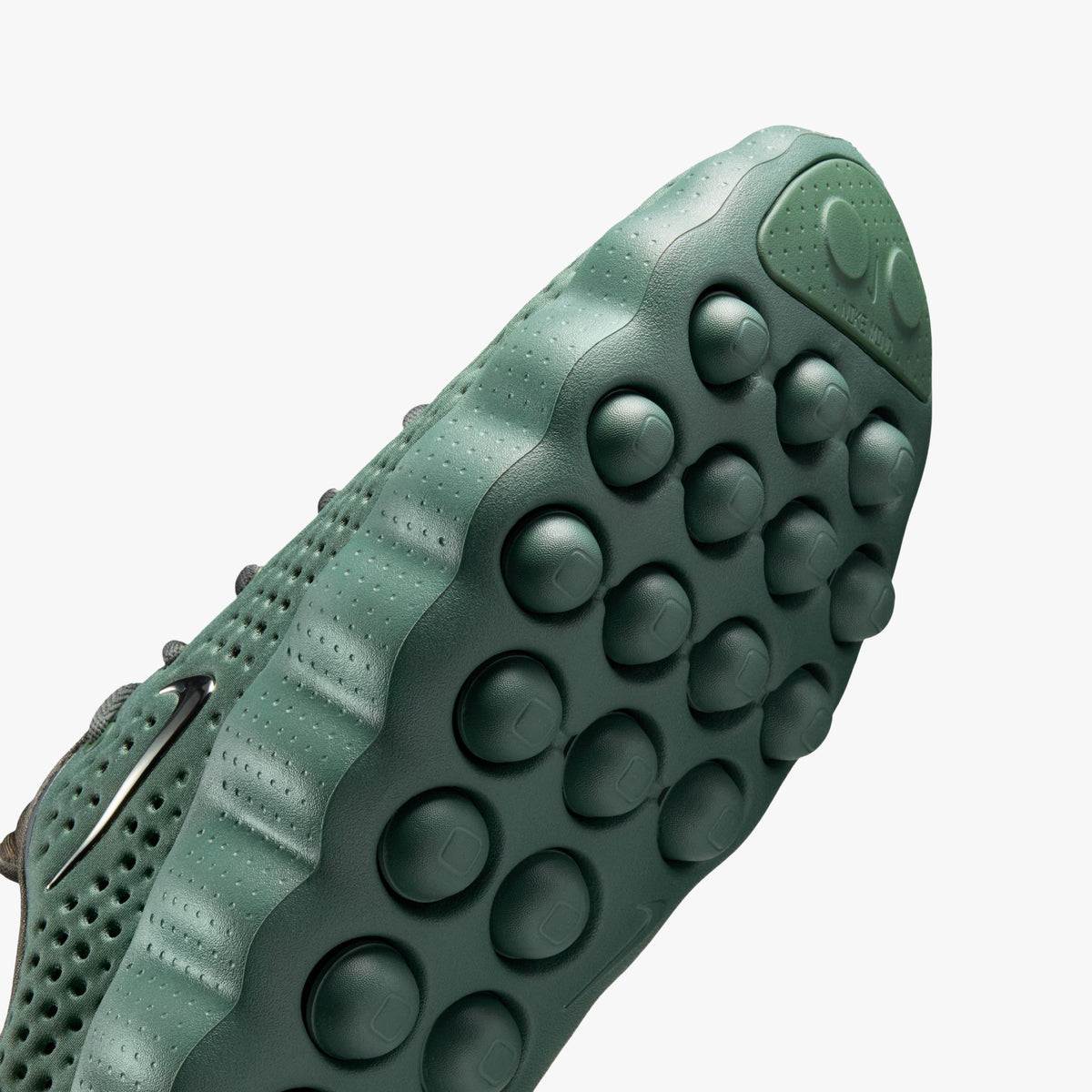 Nike Mind 002