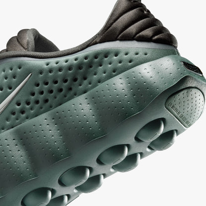 Nike Mind 002