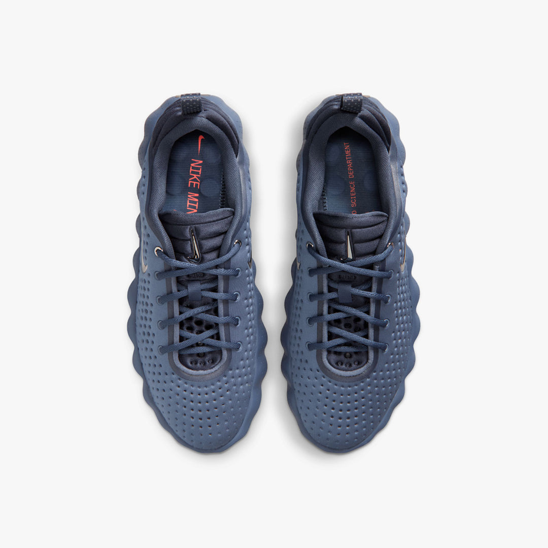 Nike Men's Mind 002