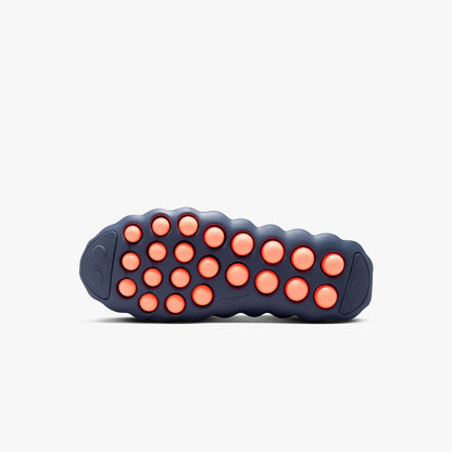 Nike Men's Mind 002