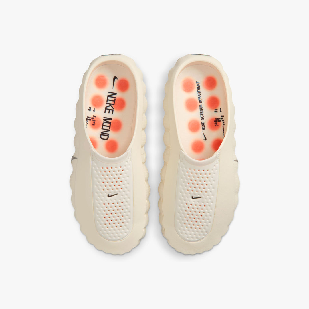 Nike Mind 001