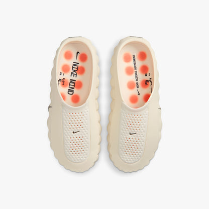 Nike Mind 001