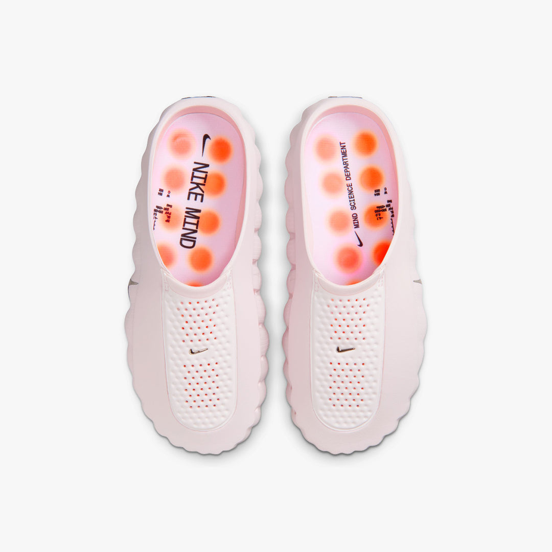 Nike Women's Mind 001