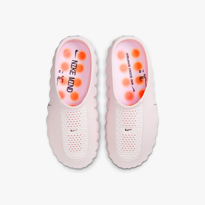 Nike Women's Mind 001