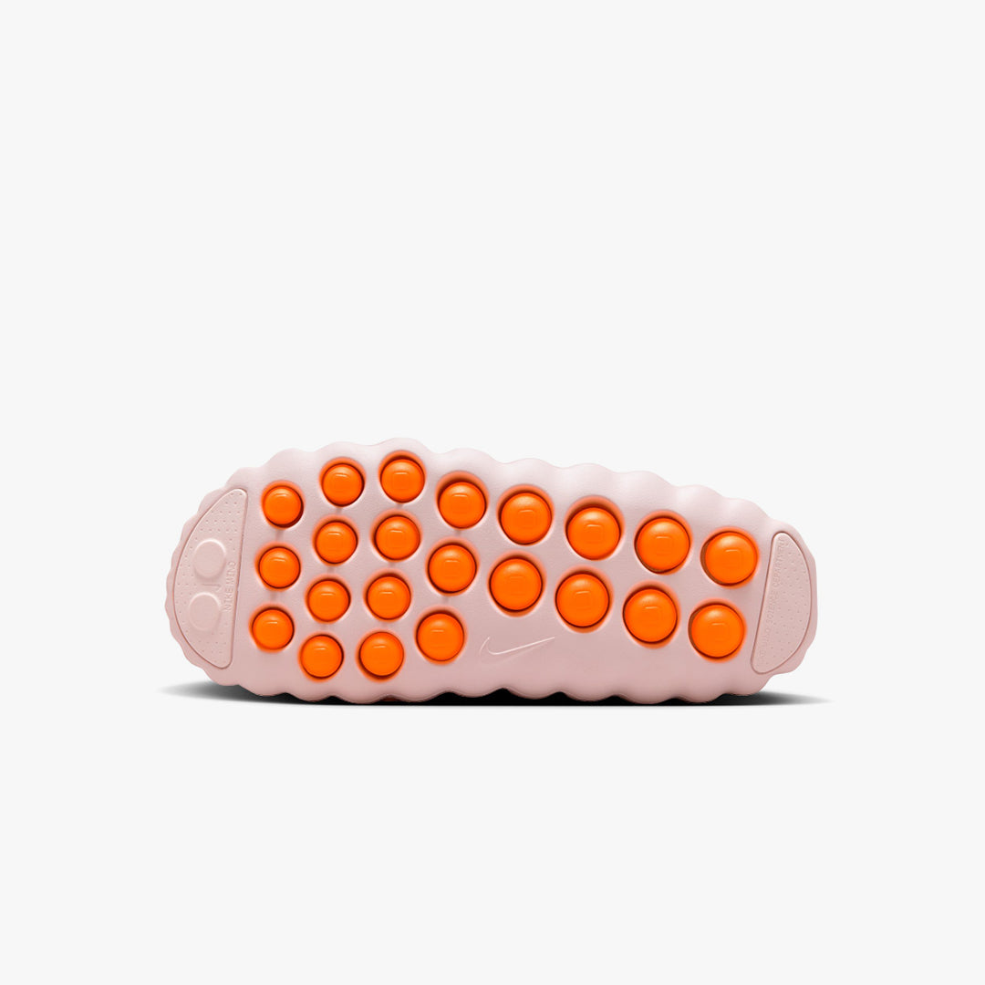 Nike Women's Mind 001