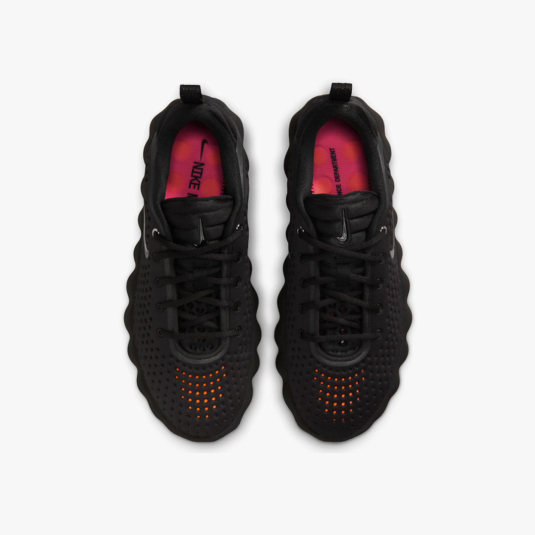 Nike Women's Mind 002