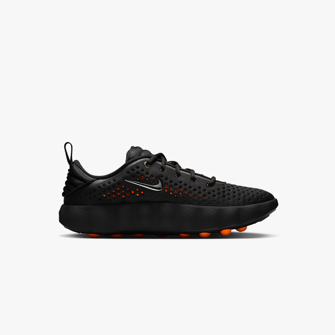 Nike Women's Mind 002
