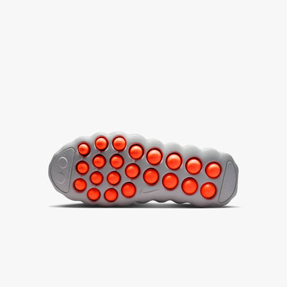 Nike Women's Mind 002