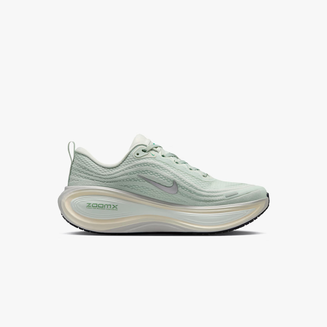 Nike Women's Vomero Plus