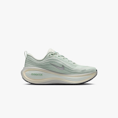 Nike Women's Vomero Plus