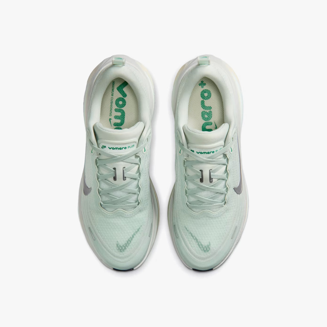 Nike Women's Vomero Plus