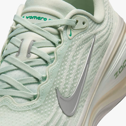 Nike Women's Vomero Plus