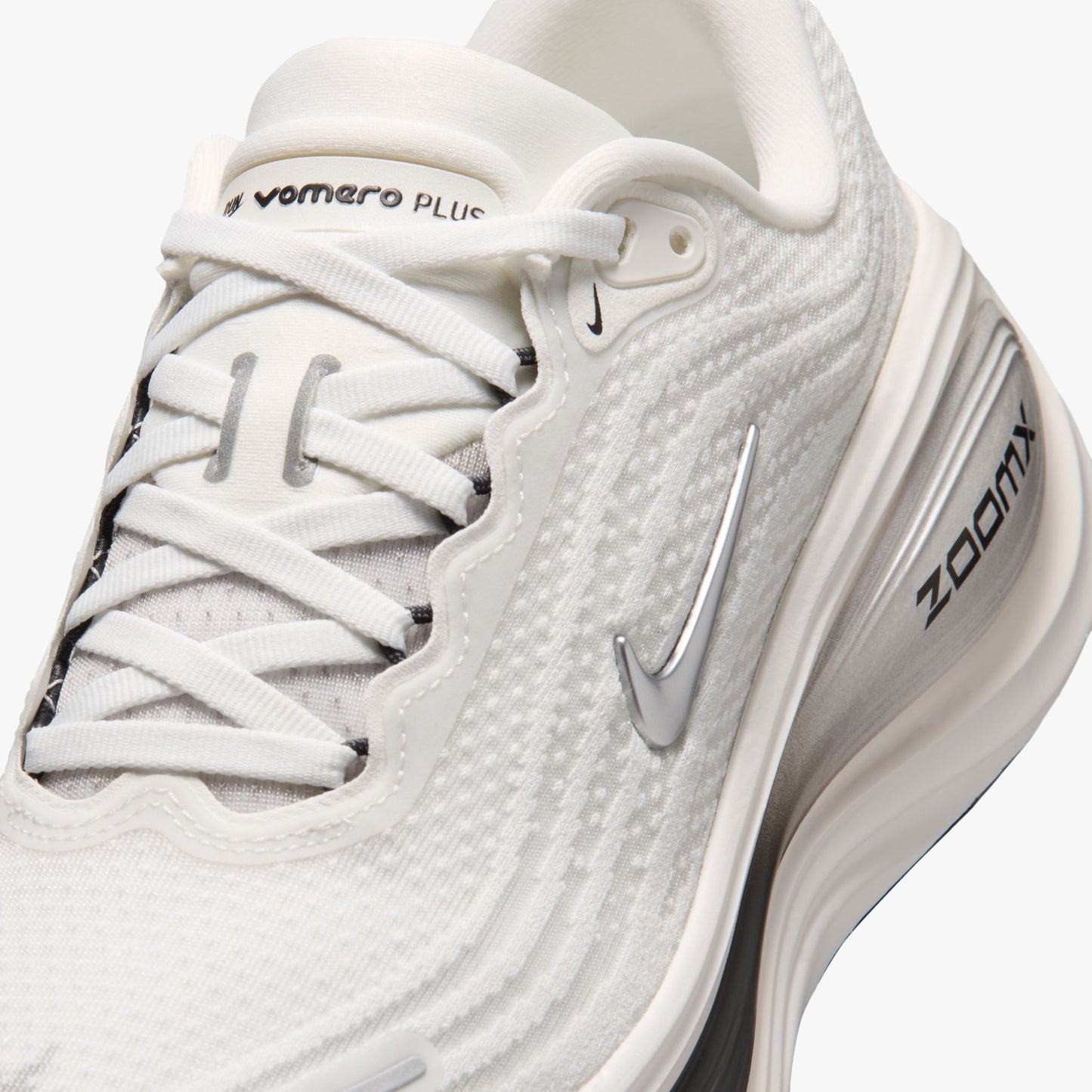 Nike Vomero Plus Ess