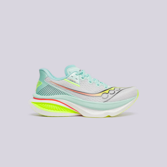 Saucony Endorphin Azura